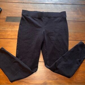 Express leggings/yoga pants size medium. Cropped to high ankle/low calf length.